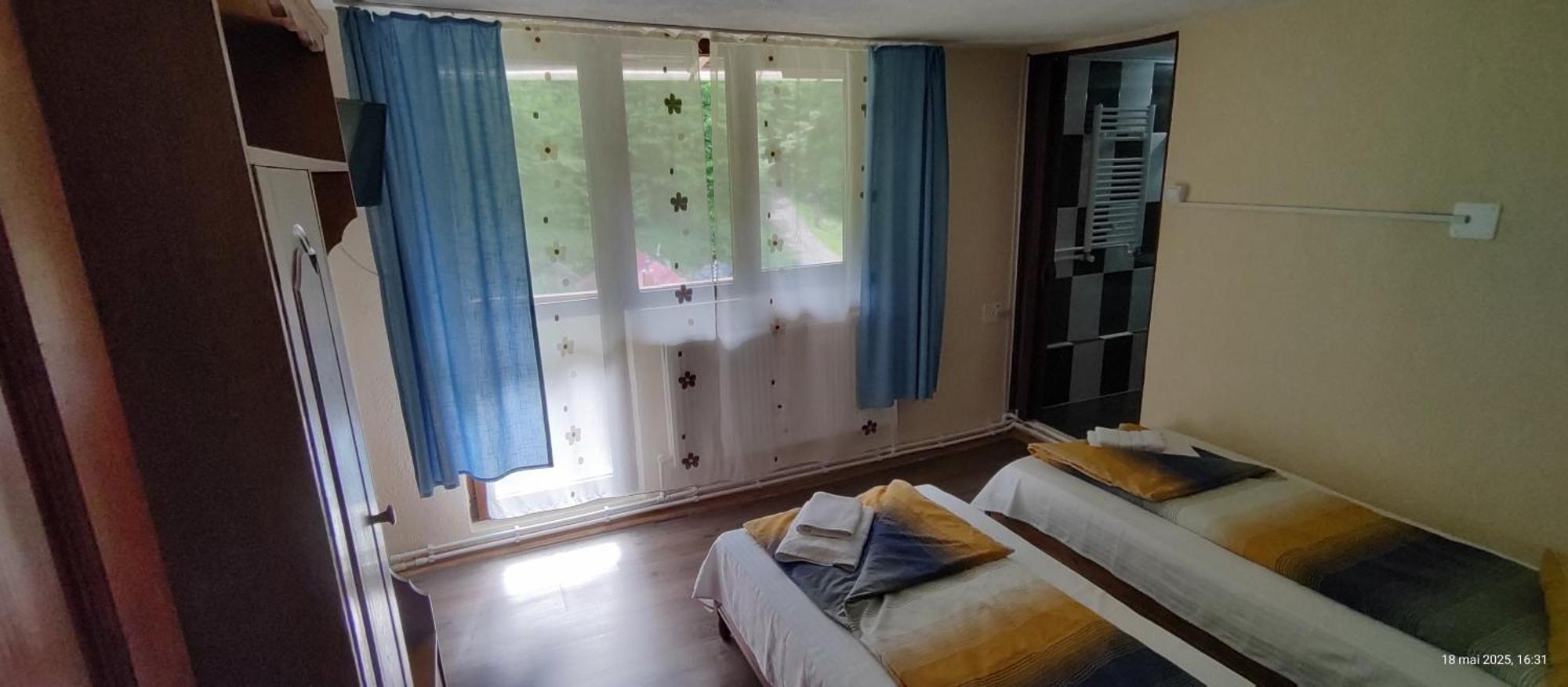 Cabana Cerbu Bozovici Екстериор снимка